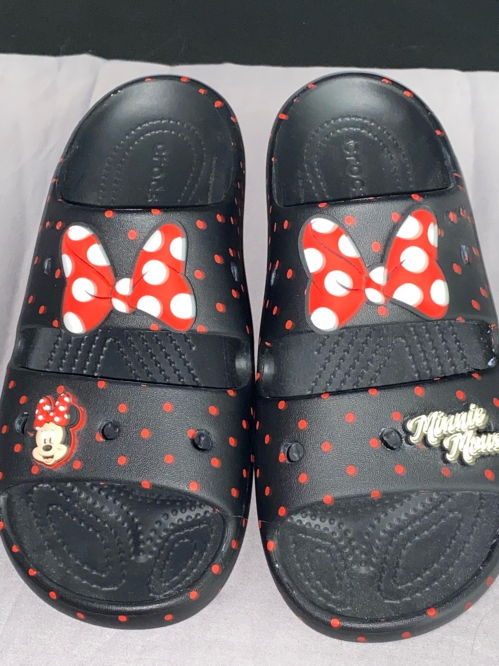 NWOT CROCS DISNEY-SLIDES SIZE 9 Minnie Mouse Black Red & White Polka Dot Bow - Picture 12 of 12